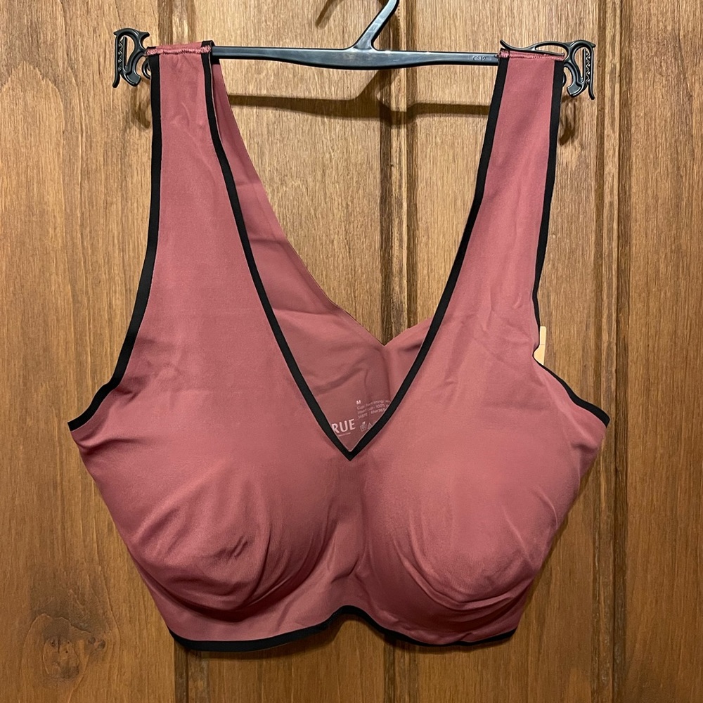 NWT True & Co True Body V-Neck Bralette M
